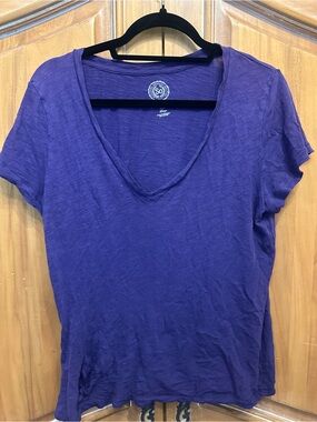 SO Women's V-Neck Short Sleeve Tee - Purple